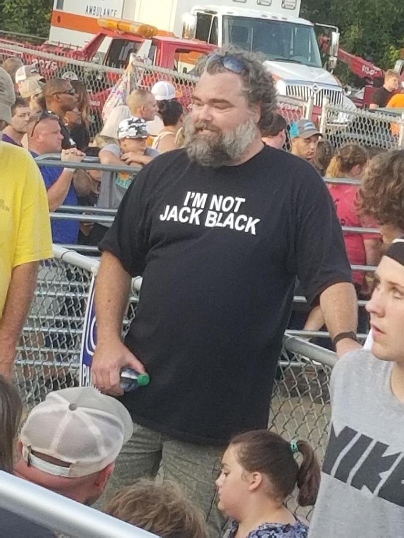 4 JAC. Мот К BLACK
