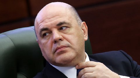 В госдуме сломался компьютер, вычисления секретные, так что напрямую через премьера решать надо

Звонят Мишустину и слышат в трубке 
- 13
- что 13, Михаил Владимирович?
- ну компьютер у вас сломался,