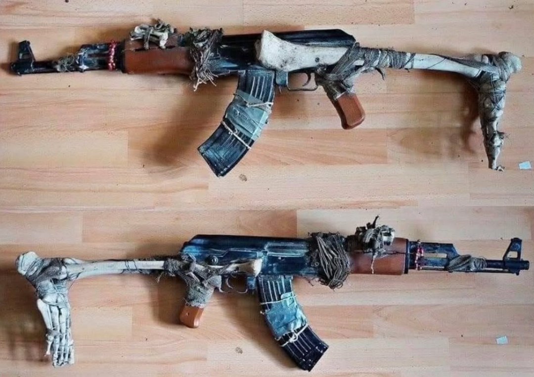 Никто:
Абсолютно никто:

Африканский тюнинг АК:
