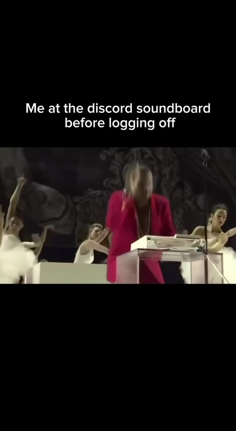 Ме at the discord soundboard before logging off
