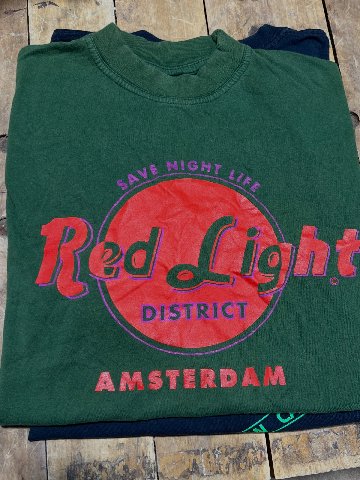 у у NIGH? 74 и a AS i у 2 у AMSTERD 6 3 3 4. у,