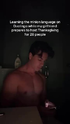 Learning the minion language оп Duolingo while my girlfriend и prepares to host Thanksgiving