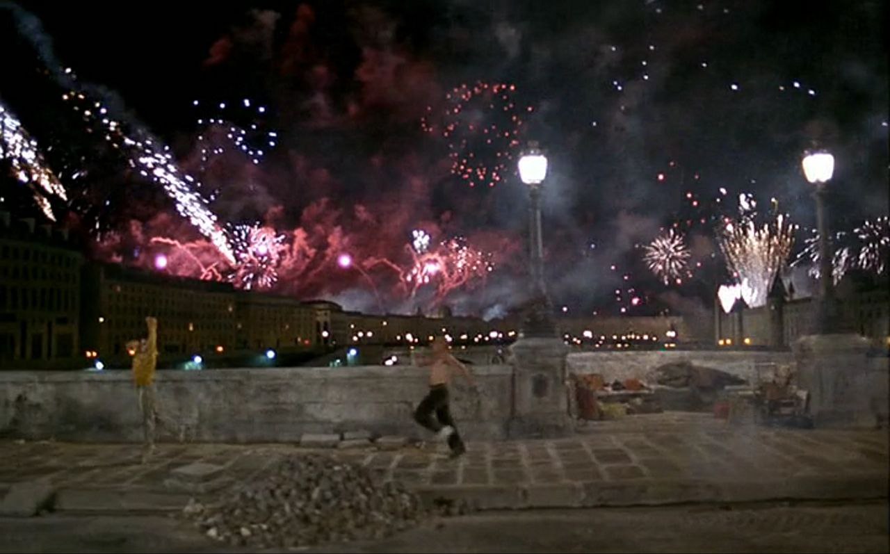 Les Amants du Pont-Neuf, 1991, Леос Каракс.

В 1991 году Каракс снимает одну из самых дорогих лент в истории Франции, провалившую и прокат, и авторитет авторского кино внутри страны. Спустя годы, как