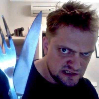 Санек ты чего Сааань нож убери Сань че за хуйня ты же сказал нормально с этой соли будет как обычно СААааАаАааНяяя блЯЯЯЯТЬ Лидия ИвановнаааАаАаАаАаааа нахуй вызывайте ментов Саня ёбнулся