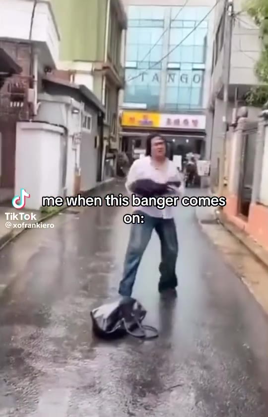 oy me whenfthisjbanger comes melwihen ИЕ comes .