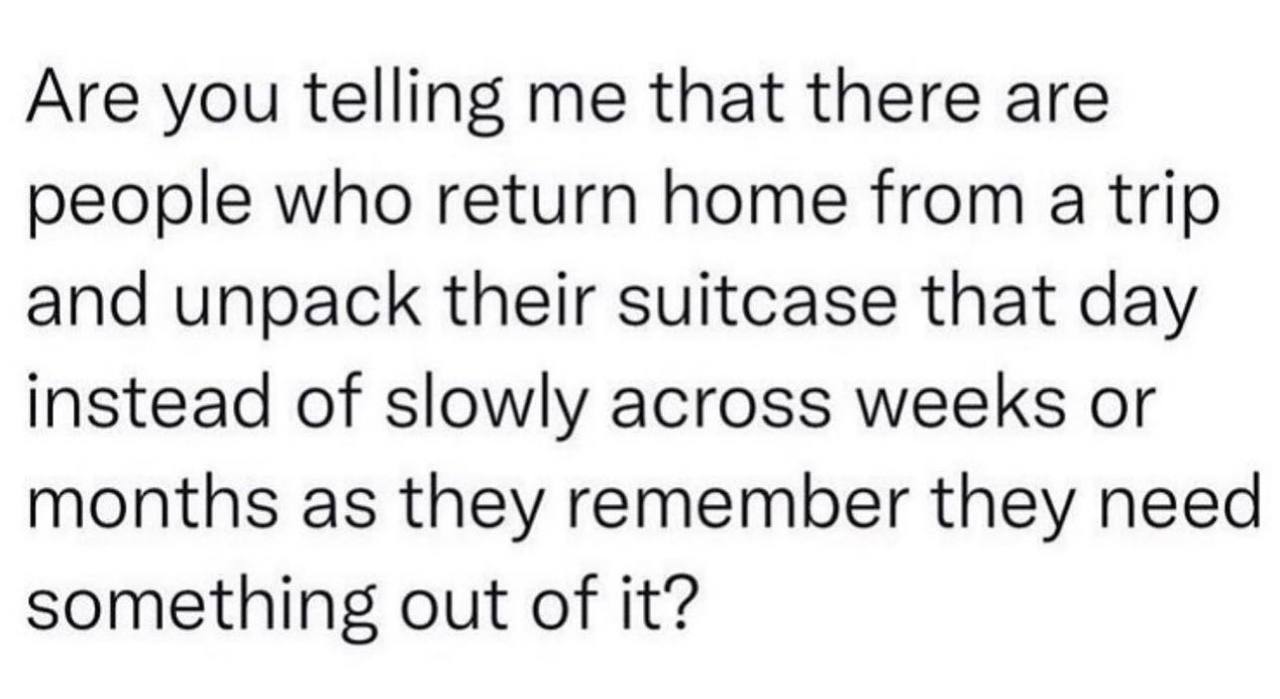 🎒