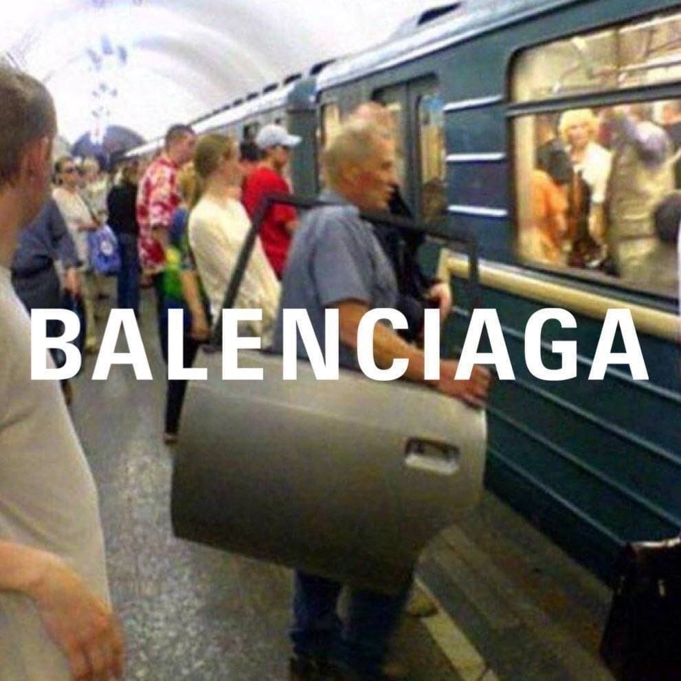BALENCIAGA