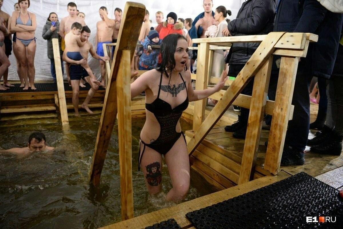 Последние оставшиеся подводницы кригсмарине выходят на поверхность
