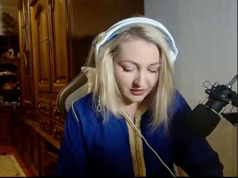 в 7 7
