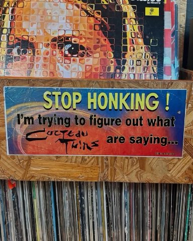 SO я у о 18 во 3 99 9 HONKING at he JOO Sayin
