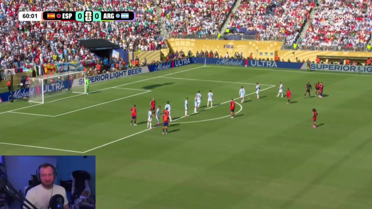 “4 О ESP ARG 7. FIFA ULTRA UPER ite 12 LTRA 11}
