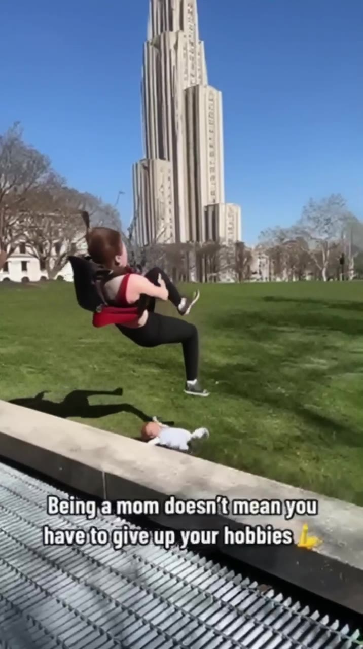 Being/ajmom/doesnjtimean\you have tojgive/up)your hobbies а mom доезп'теапуои 255 Zhavejto givewup your hobbies з Beinglajmom|doesn't mean you have tolgivelup}yourshobbies