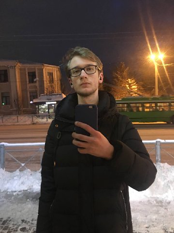 Дорогие подписчики 

Я сфоткался на стену