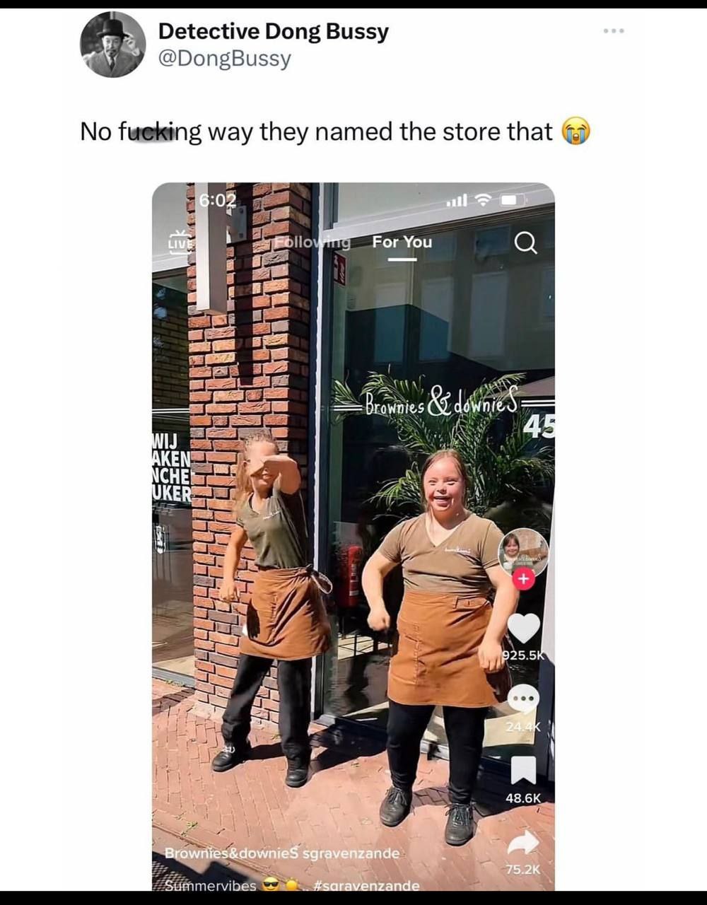 Detective Dong @DongBussy No fueking way they named the store that 4 For You СНЕ 5.5