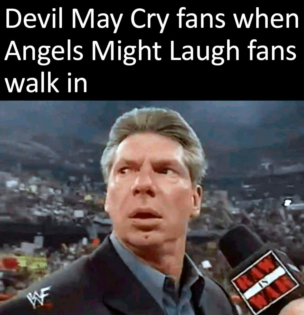Devil May Cry fans when Angels Might Laugh fans walk in