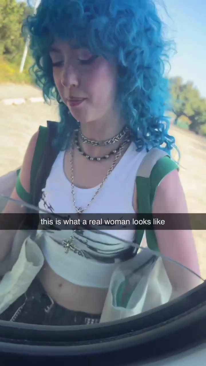 this is what a real woman looks like