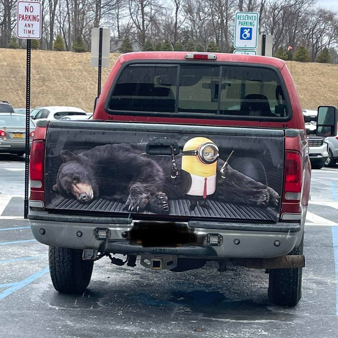 NO i! PARKING RESERVED ANY PARKING TIME 3