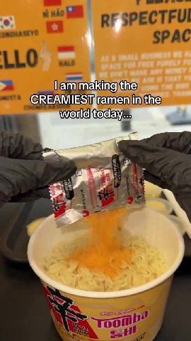 > Папитактомпел sia LA тм СНЕАМУ ] couse EX |’ ЗРЕСТЯ > GREAMIESIjramen)inithe) CREAMIESI rameniin уе -