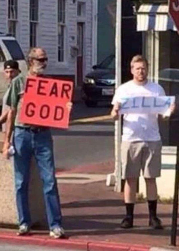 600