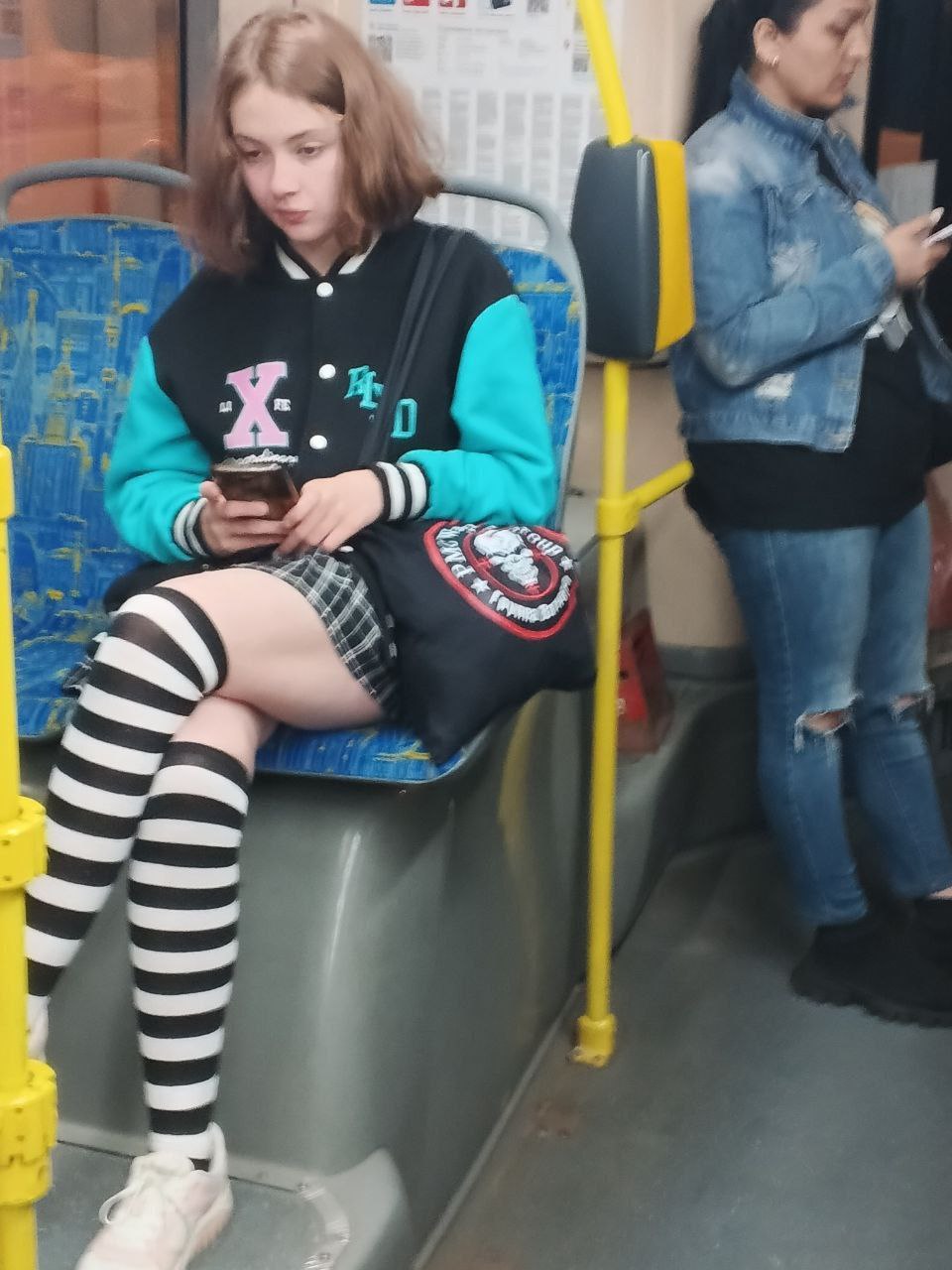 a У и.