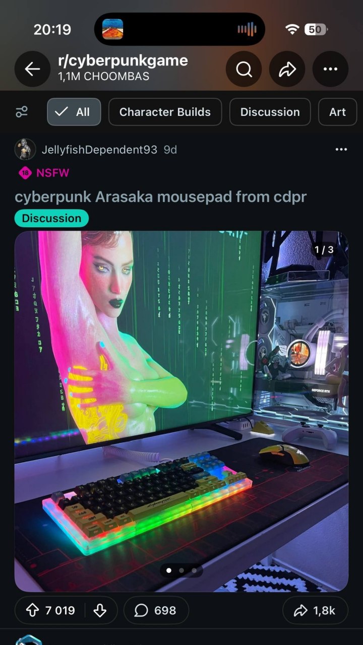 20:19 и r/cyberpunkgame eee Oka CHOOMBAS Discussion Art Character Builds JellyfishDependent93 cyberpunk Arasaka mousepad from cdpr 1/3 у i 1 7019 698