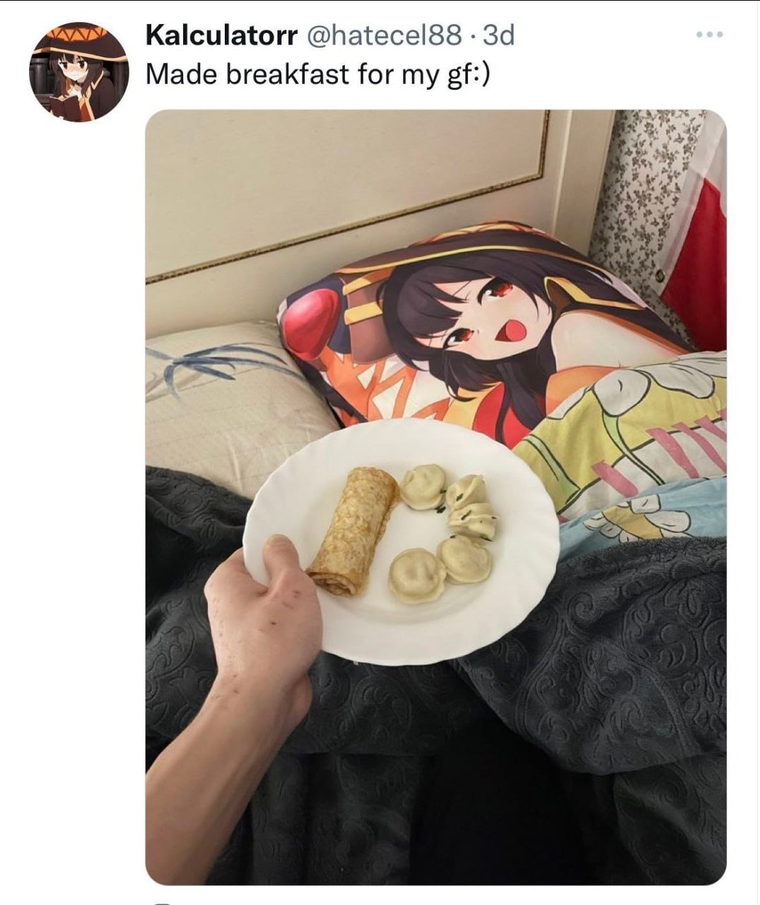 Kalculatorr @hatecel88 Made breakfast for my у
