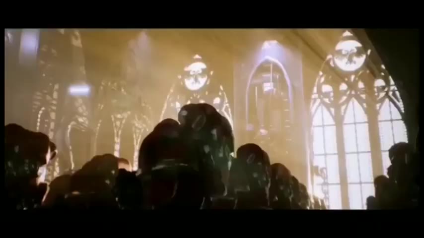 сейчас по телеку: