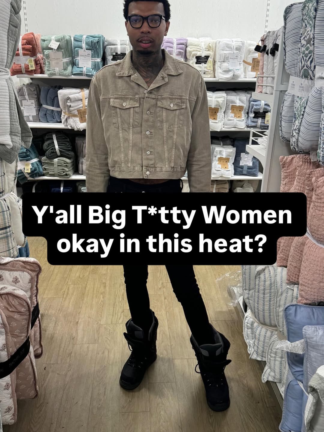 Y'all Big T*tty Women okay in this heat?
