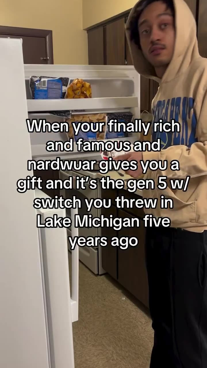 nardwuUar gives VOU a, © Suniel you threw ло т ембат Не and ifamou Запахи Winen your tihallly sich nenchwuer Gfves you a nardwuargives;youla gift andiit’s theigen 5 W/ (Re Michigan fivel a