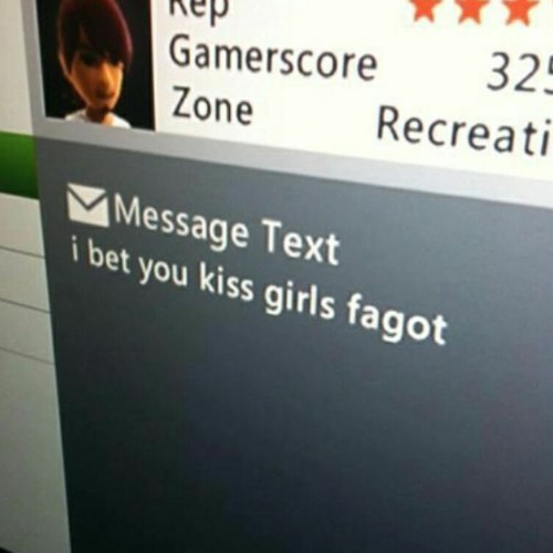 Gamerscore у Zone Recrea 7 Text bet you kiss fagot