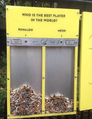 WHO 1$ THE BEST PLAYER IN THE WORLD? RONALDO MESSI 4 4 2 2 1, 4 3 Я She В а У. A