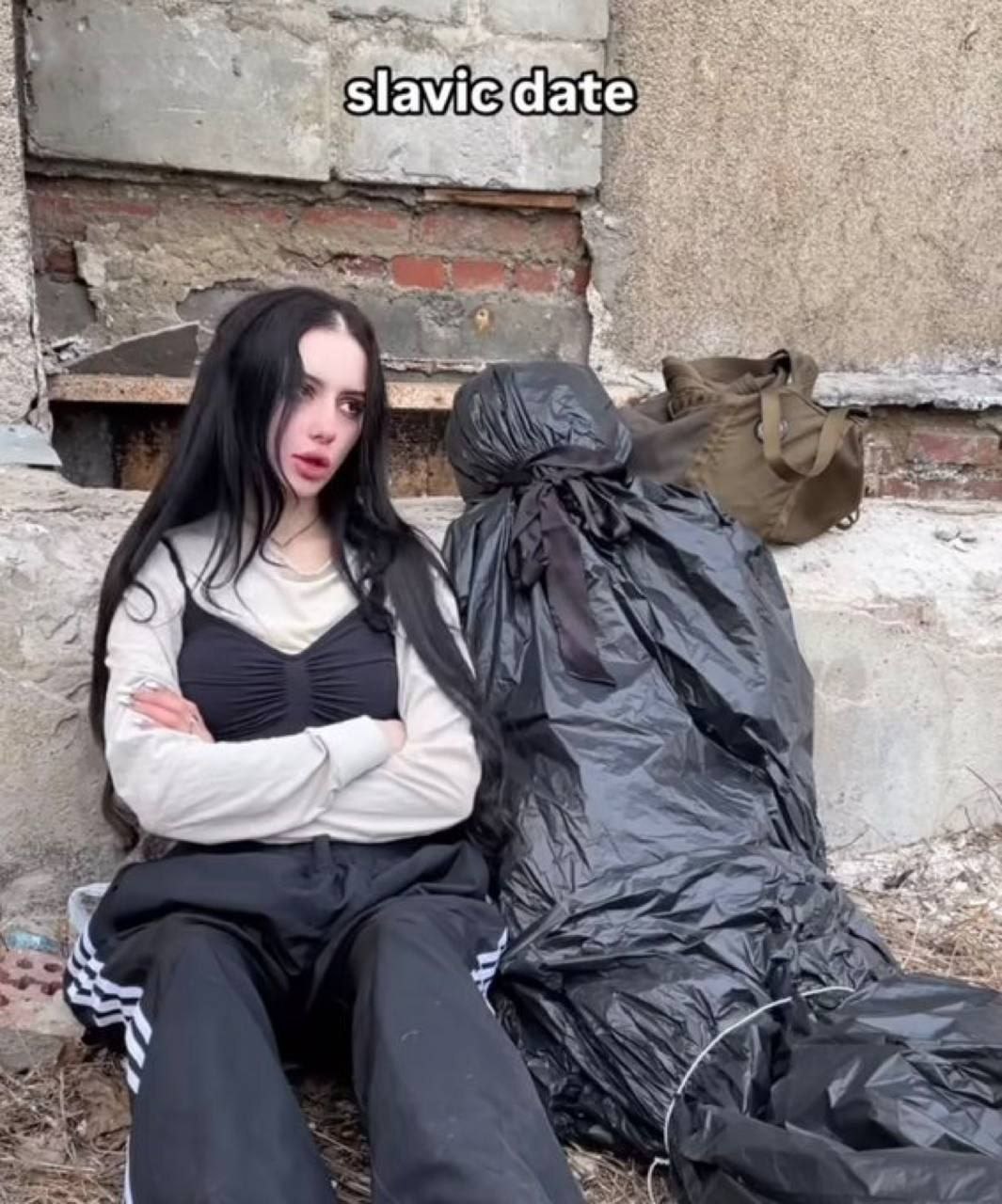 slavicidate У 4 у Vii A a