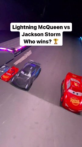 Lightning McQueen vs | Jackson Storm