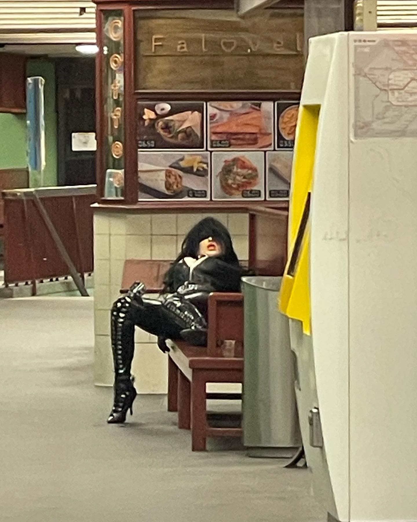 4 i $2 a at