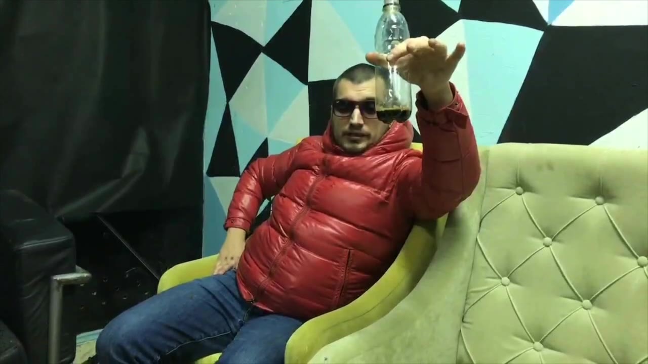 Старичок вышел из комы!