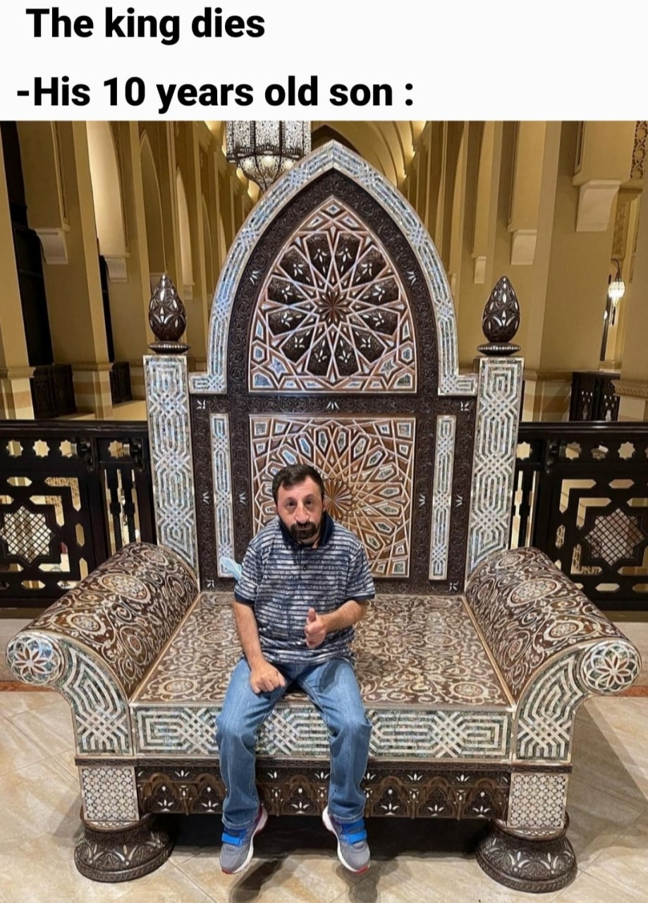 The king dies -His 10 year so son 1 i> 4 А