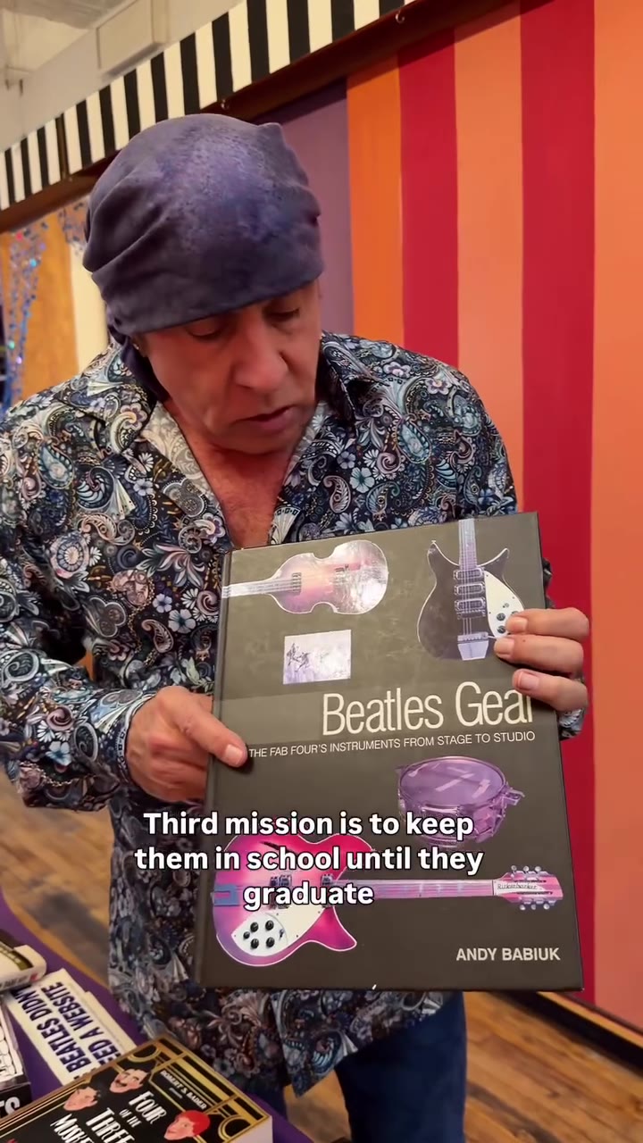 [3 Ода ofthe books.tha oars Pe м Every single instrument the > ~ Rolling Stones ever used) _ \neighborhoods:close to'50% ig hg Ok ‘HE FAB FOUR'S INSTRUMENTS FROM STAGE TO STUDIO К Third mission is to