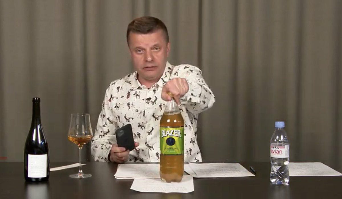 4 44 а в 53