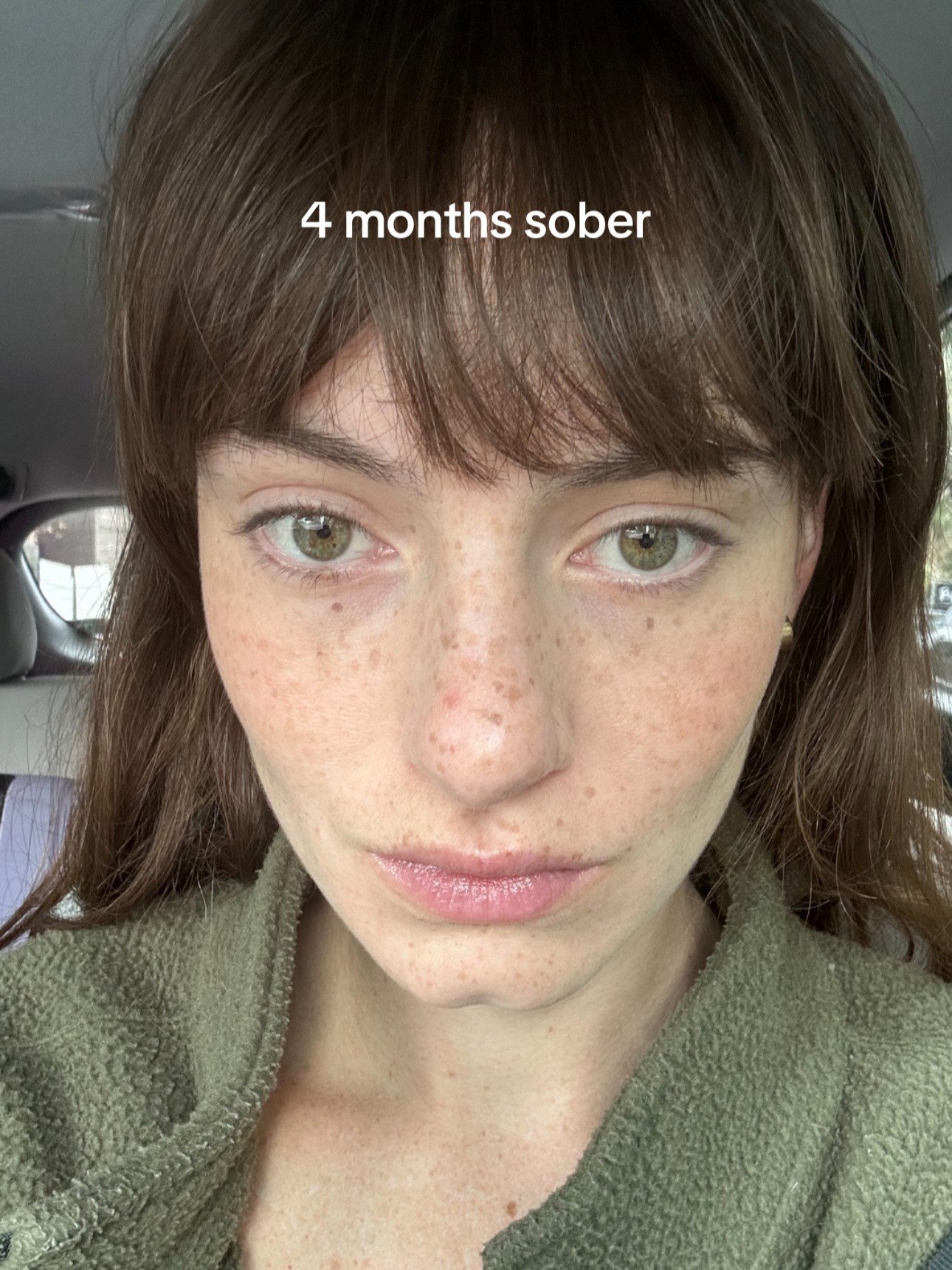 4 mont sober a У 4