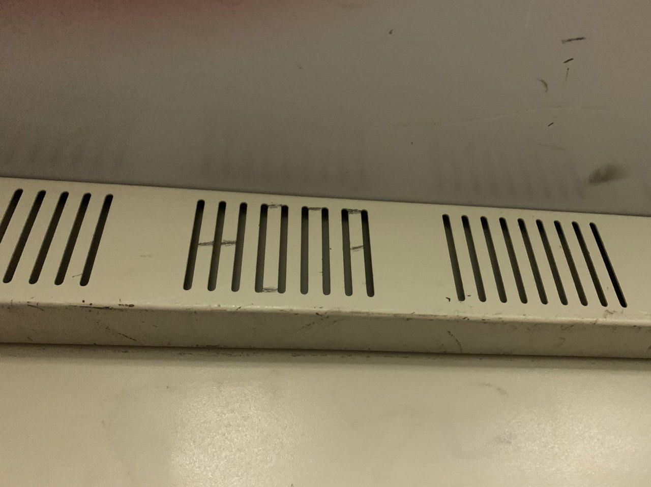 У
