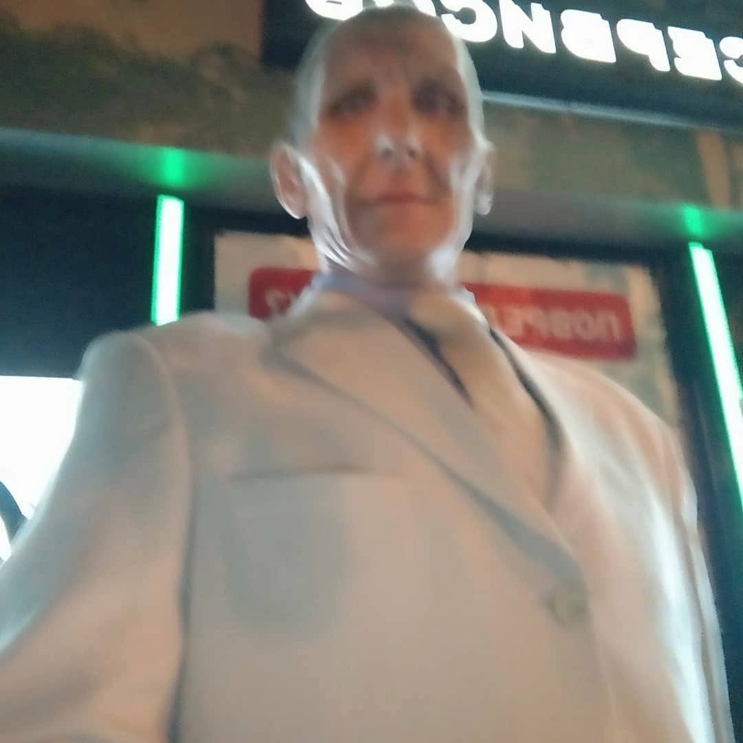 у