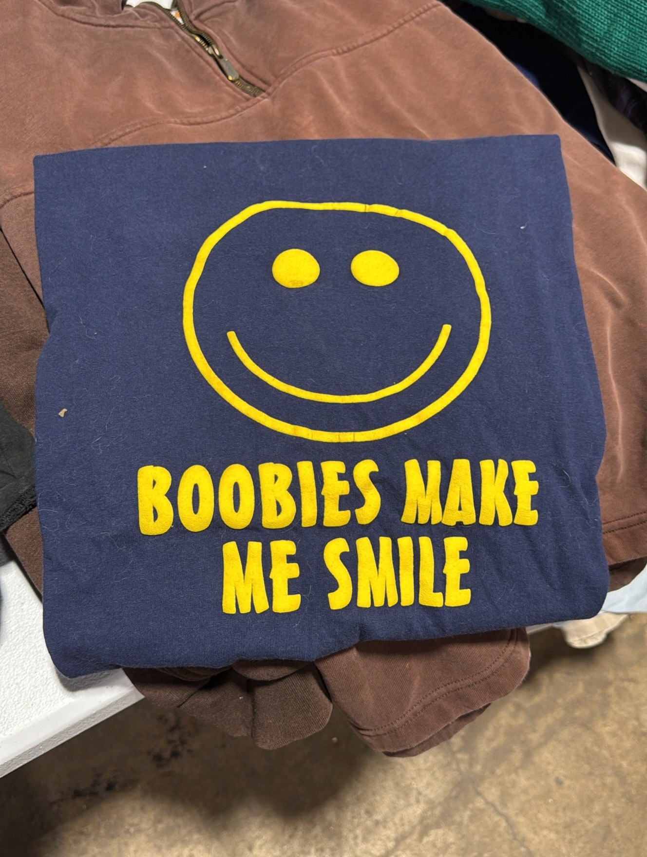 BOOBIES MAKE ME SMILE