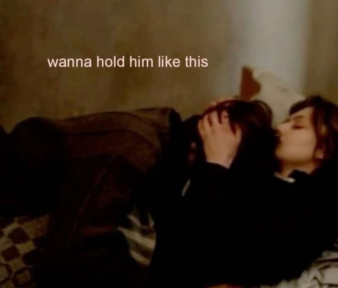 wanna hold him like this