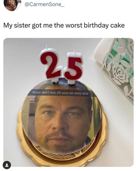 @CarmenSone_ My sister got me the worst birthday cake