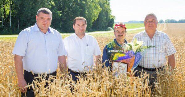 Комбайнер и три начальника