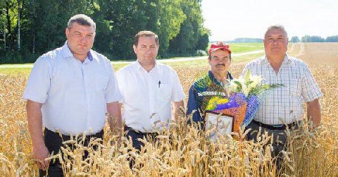 Комбайнер и три начальника