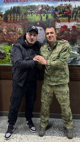 у У we а at fez A 7 a! СССР пресехало любые ими войск. ноходило у комамдоани Сидорое age аужащие, разд из 9 nay) 2 5 2 4 7 aye 4 4 4 о a 3 у 7 a i a if а