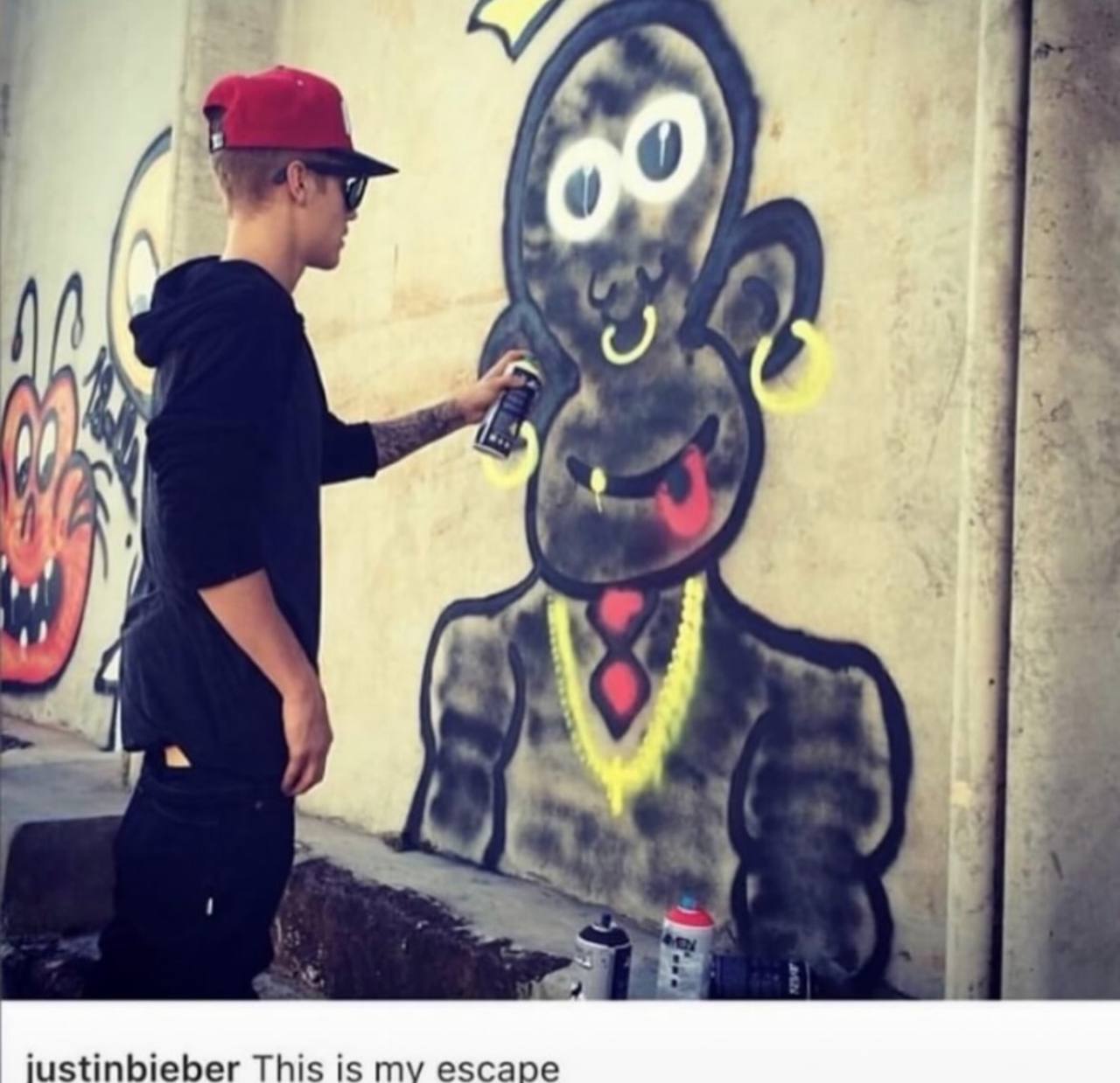 /9 Ane iustinbieber This is escape