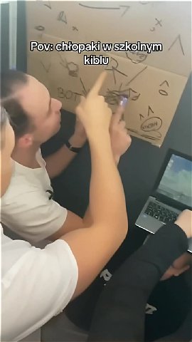 Pov:ichtopaki wiszkolnym Роме\ораки\з2котут