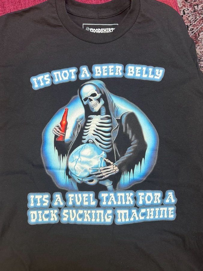 148 пот A BEER BELLY 4 у iTS А FUEL TANK FOR А DICK SUCKING MACHINE